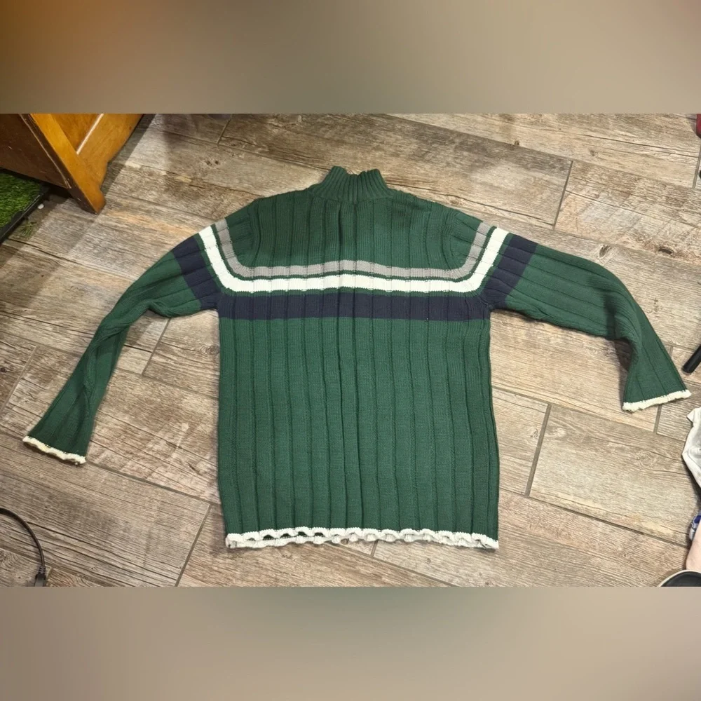 Sweater​​